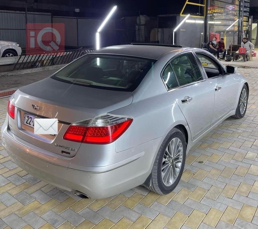 هيونداي جنسس